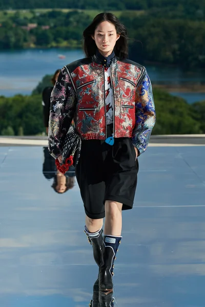 Look 42